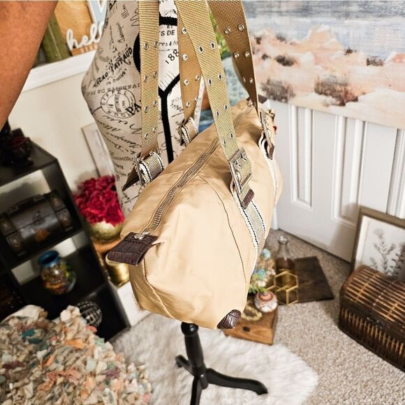 Y2K Un Apes Midi De Chien Paris Nylon Khaki Buckle Shoulder Bag. - Picture 11 of 15